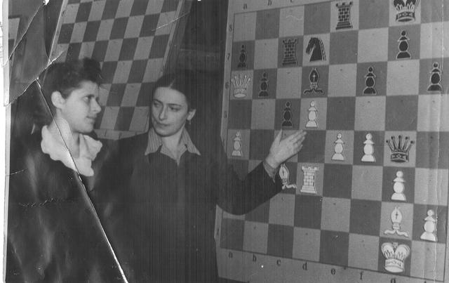Одесса, 1951 г., полуфинал XII первенства СССР. Л.Якир и Л.Вольперт.